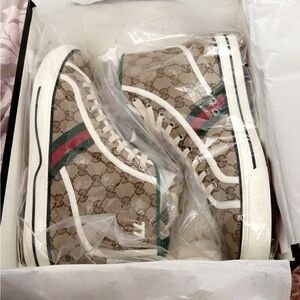 MEN'S GUCCI TENNIS 1977 HIGH TOP SNEAKER